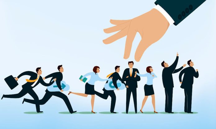 Recrutement : pourquoi recourir à un cabinet chasseur de têtes ?